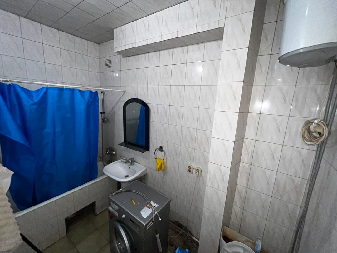 3 ком, Сталинка, 90 м2, этаж 10/16, Сост: Среднее - фото 3