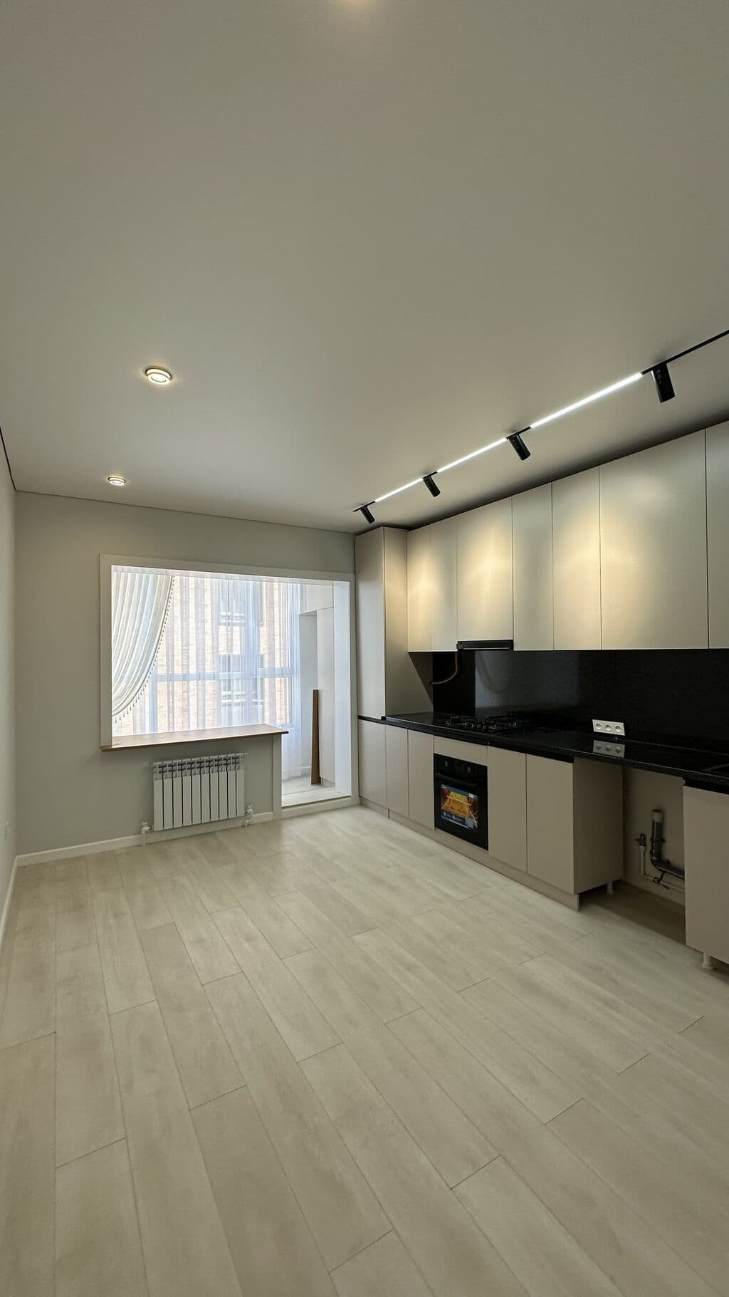 Элитка, 2 ком, 53 м2, этаж 6/8, ж/к Aalam City, Сост: Евроремонт - фото 1