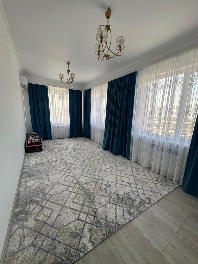 Элитка, 3 ком, 92 м2, этаж 8/10, ж/к Восток Сити (Vostok City), Сост: Евроремонт - фото 1