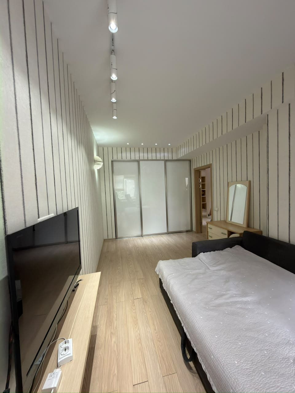 Продажа, Элитка, 3 ком, 117 м2, этаж 3/13, Сост: Евроремонт - фото 10