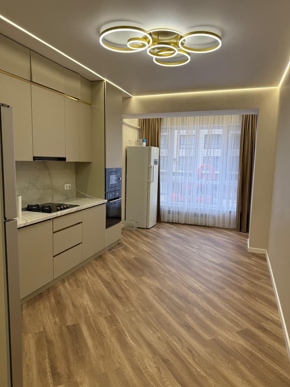 Элитка, 2 ком, 75.3 м2, этаж 2/12, Сост: Евроремонт - фото 5