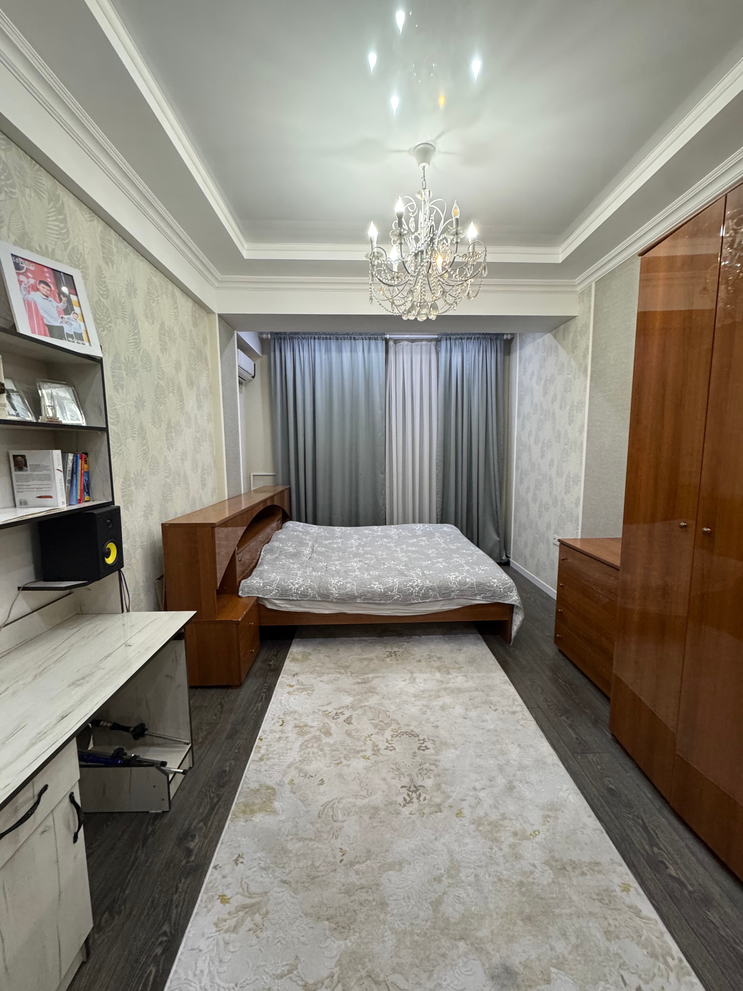 Элитка, 3 ком, 100 м2, этаж 2/8, ж/к Итальянский квартал (Italyanski Kvartal), Сост: Хорошее - фото 4