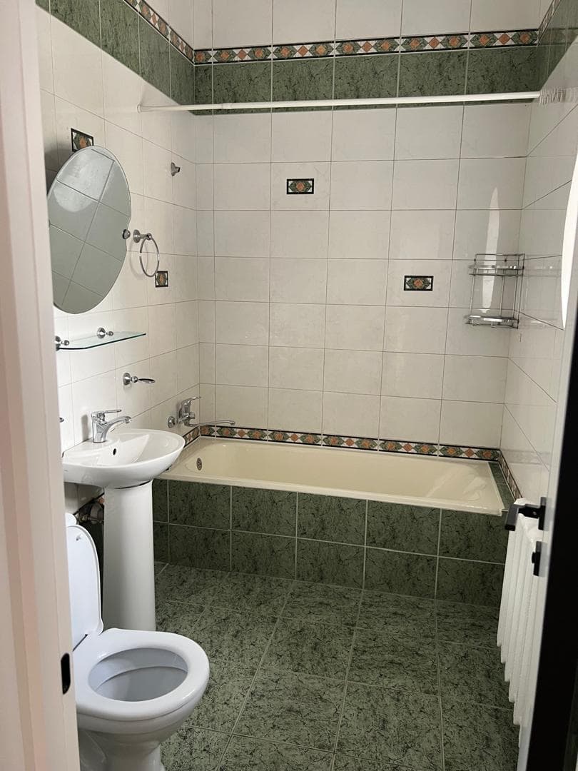 Property 100180 - Image 3
