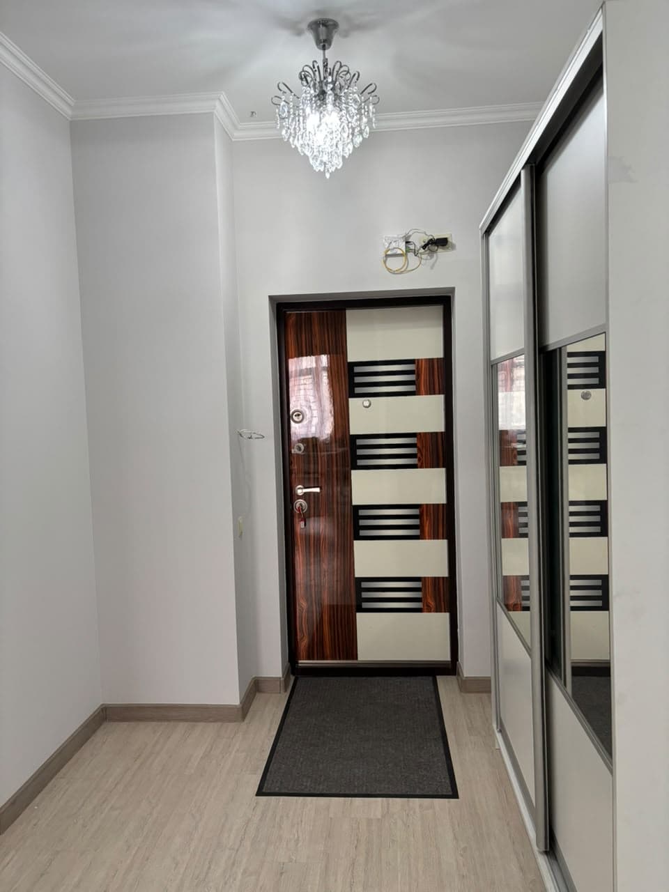 Элитка, 2 ком, 64 м2, этаж 7/14, ж/к Оникс (Onyx), Сост: Евроремонт - фото 13