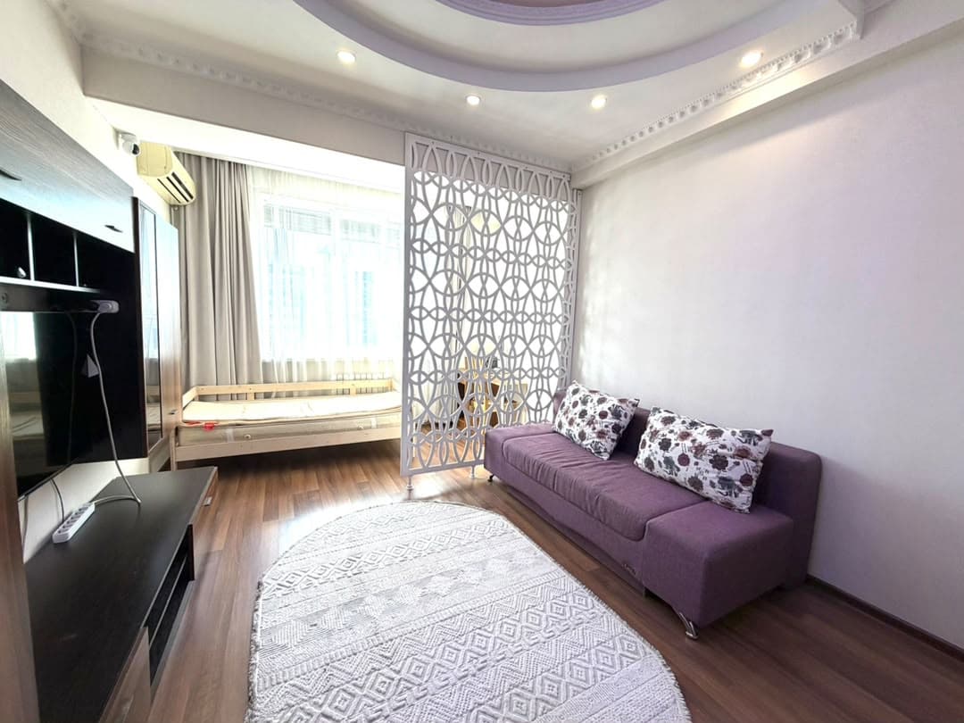 Элитка, 2 ком, 72 м2, этаж 8/10, Сост: Евроремонт