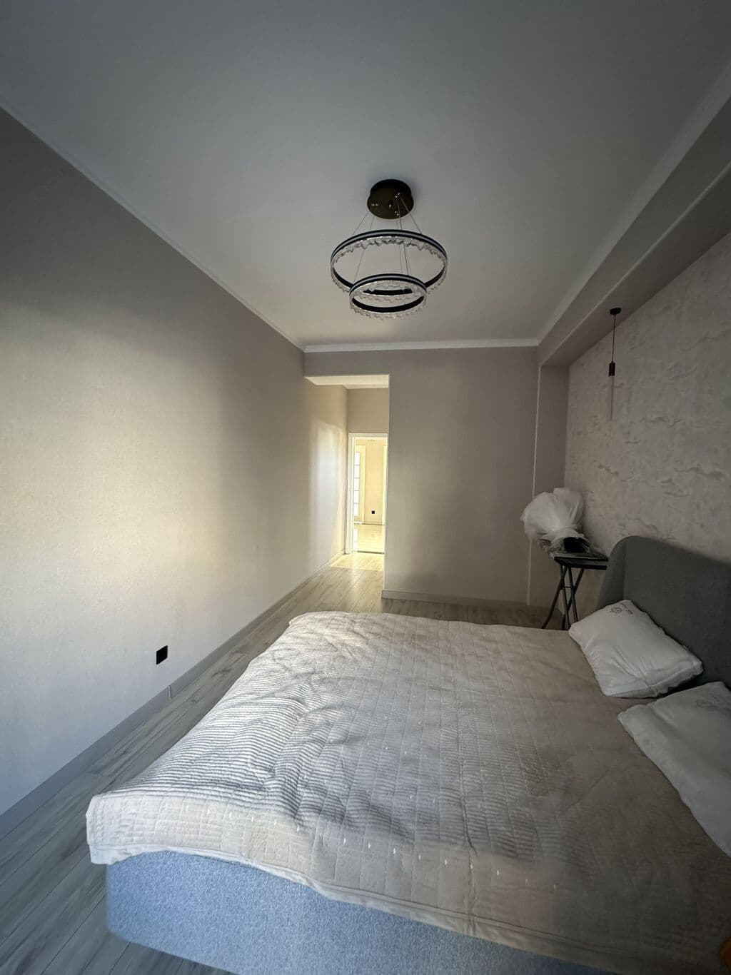 Элитка, 2 ком, 75 м2, этаж 3/14, ж/к Аристократ, Сост: Евроремонт - фото 1