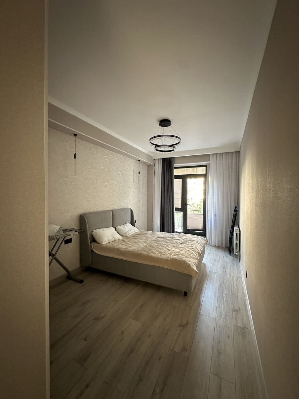 Элитка, 2 ком, 75 м2, этаж 3/14, ж/к Аристократ, Сост: Евроремонт - фото 2
