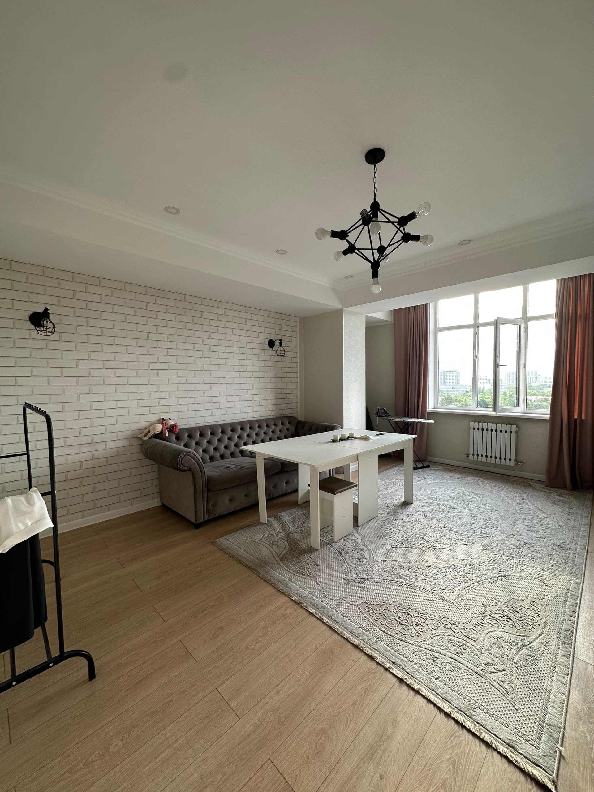 Property 100282 - Image 2