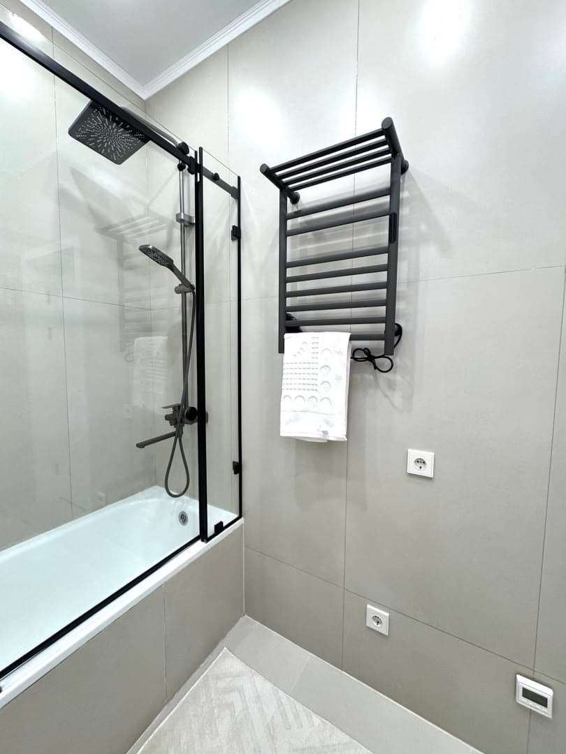 Элитка, 4 ком, 102 м2, этаж 10/12, ж/к Кремлёвский, Сост: Евроремонт - фото 20