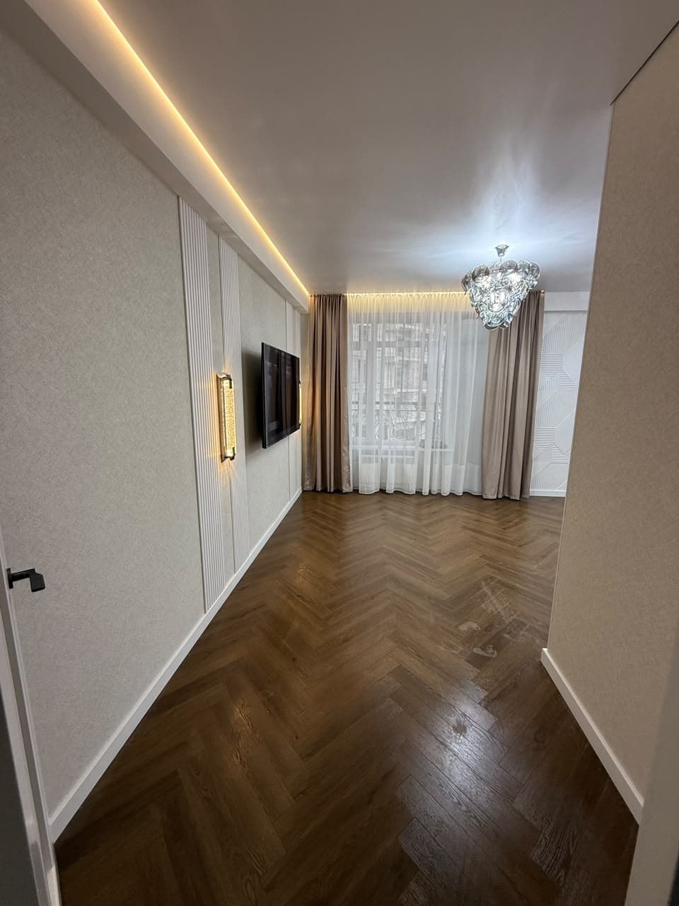 Элитка, 3 ком, 105 м2, этаж 2/10, ж/к ЖК Discovery, Сост: Евроремонт - фото 2