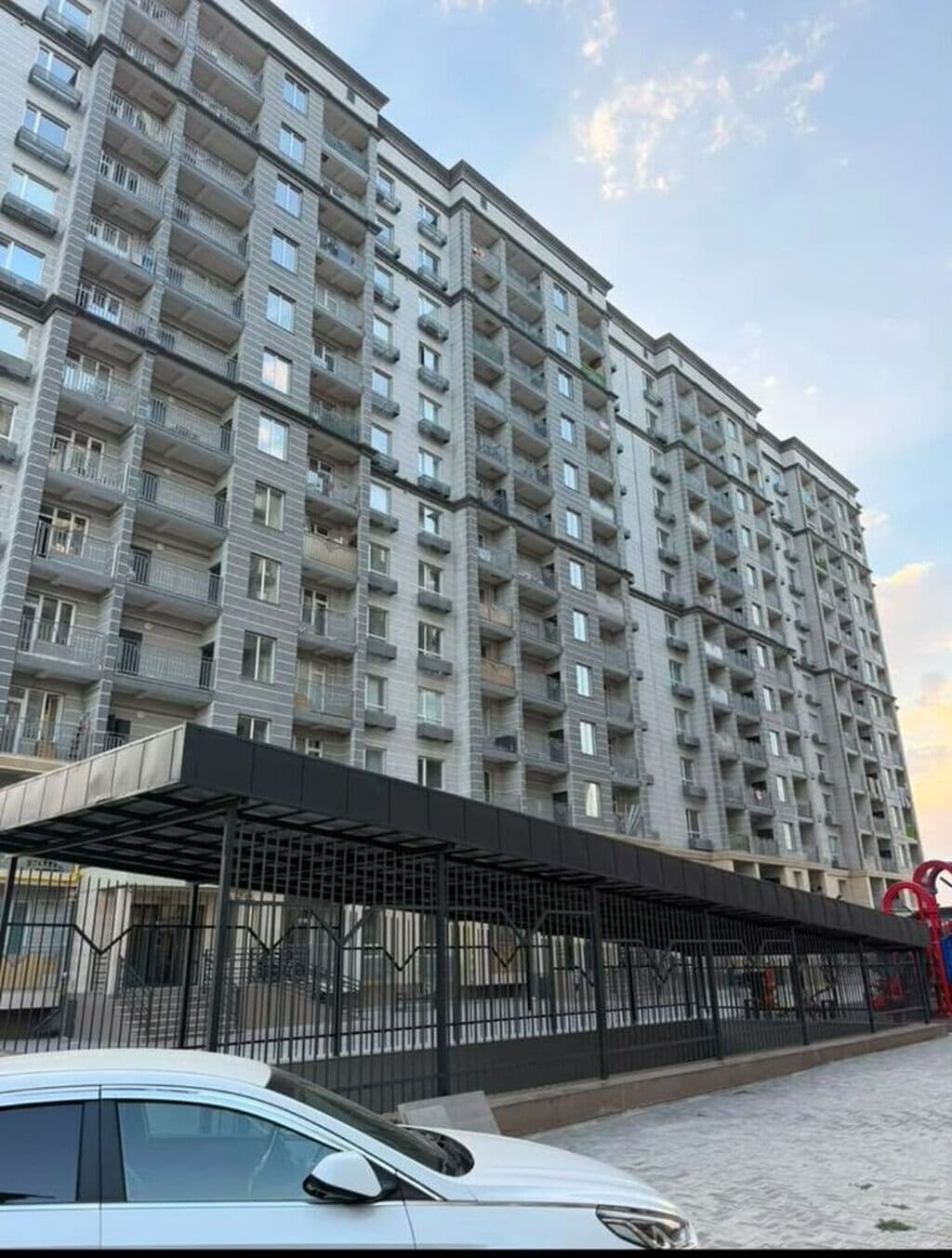 Элитка, 1 ком, 50.2 м2, этаж 1/13, ж/к Тунгуч Ордо (Tunguch Ordo), Сост: Сдан ПСО