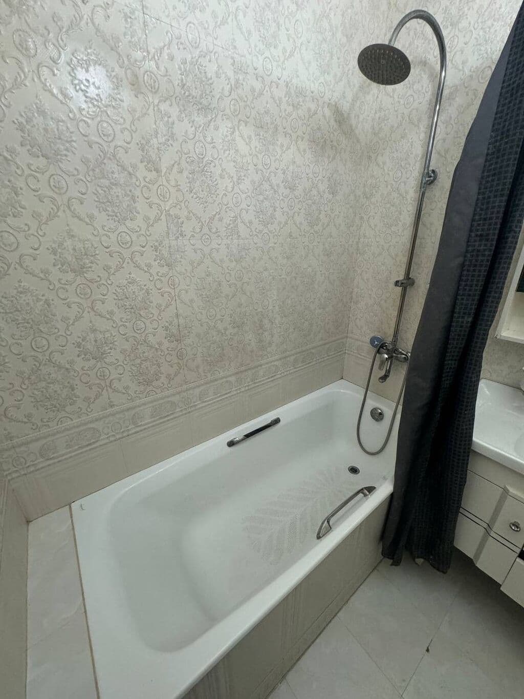 Элитка, 4 ком, 120 м2, этаж 3/11, ж/к Мега Сити (Mega City), Сост: Евроремонт - фото 11
