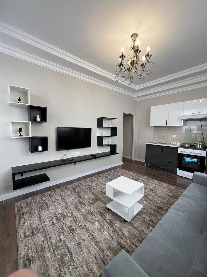 Элитка, 3 ком, 75 м2, этаж 6/, Сост: Евроремонт