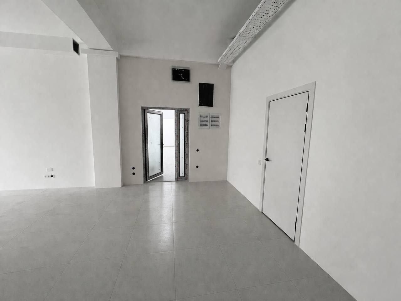 Офис, Коммерческая, 174 м2, этаж 2/14, Сост: Евроремонт