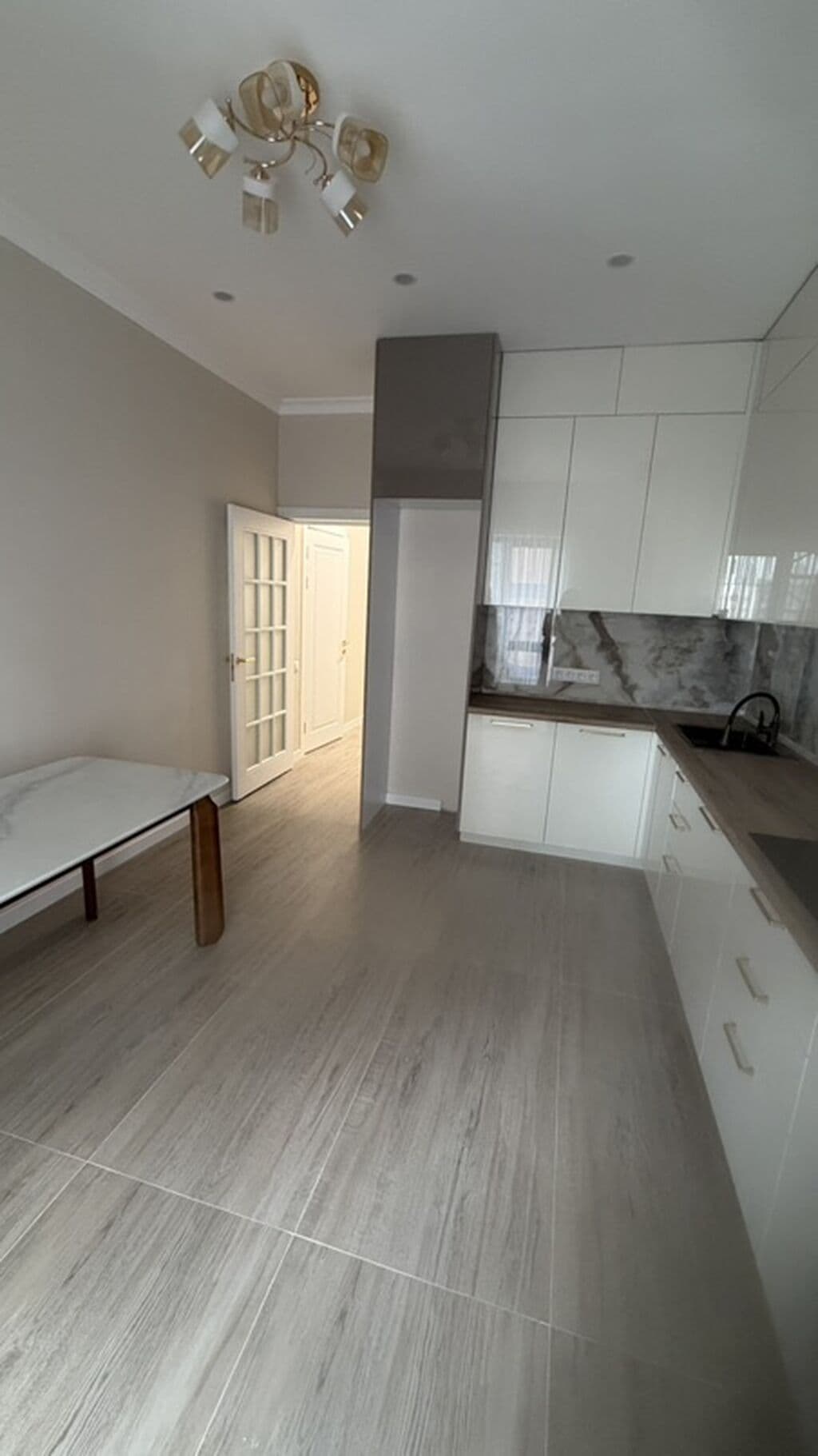 Элитка, 2 ком, 75 м2, этаж 7/14, ж/к BROOKLYN, Сост: Хорошее - фото 4