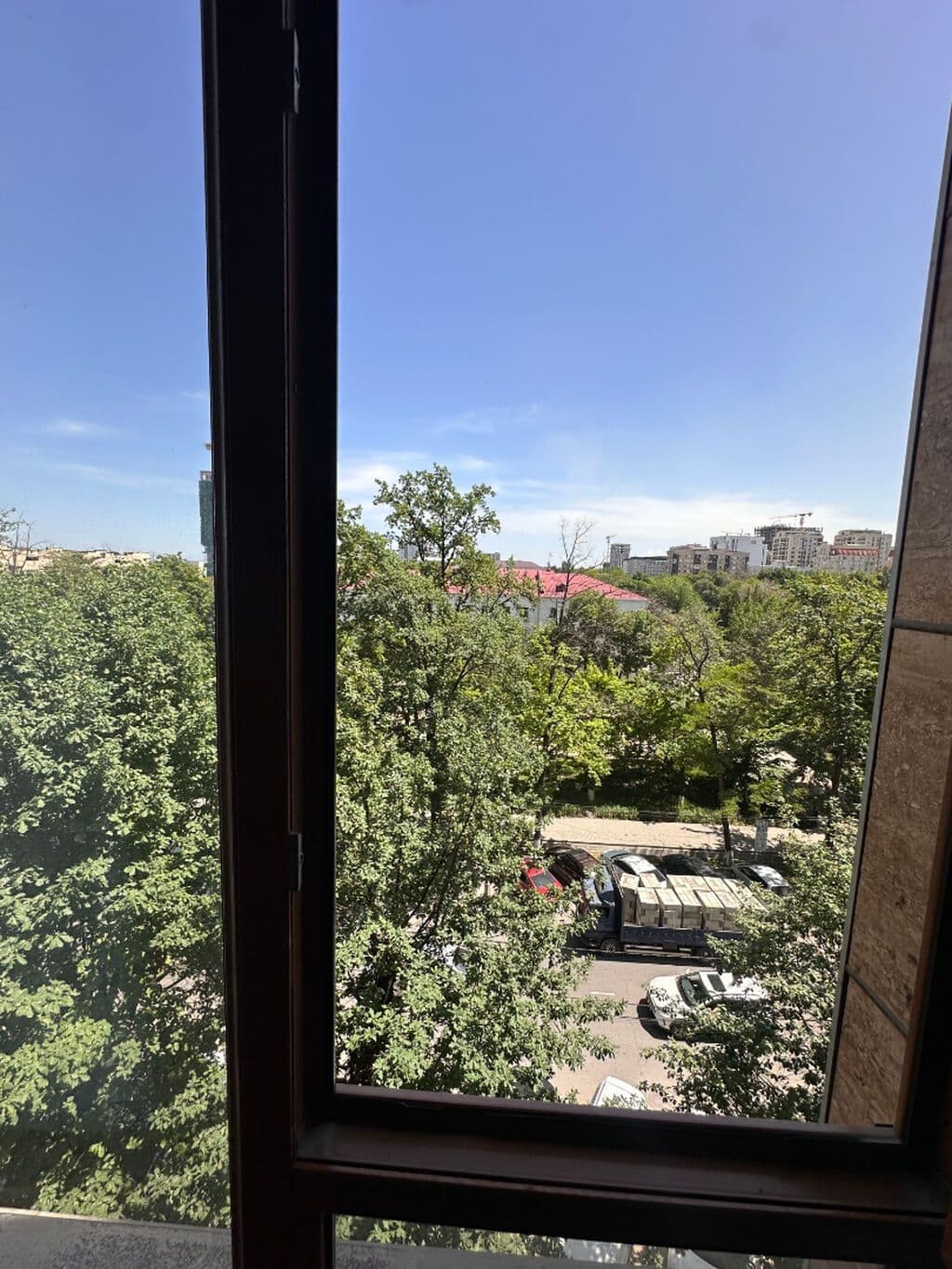 Элитка, 2 ком, 74 м2, этаж 5/11, Сост: Хорошее - фото 2