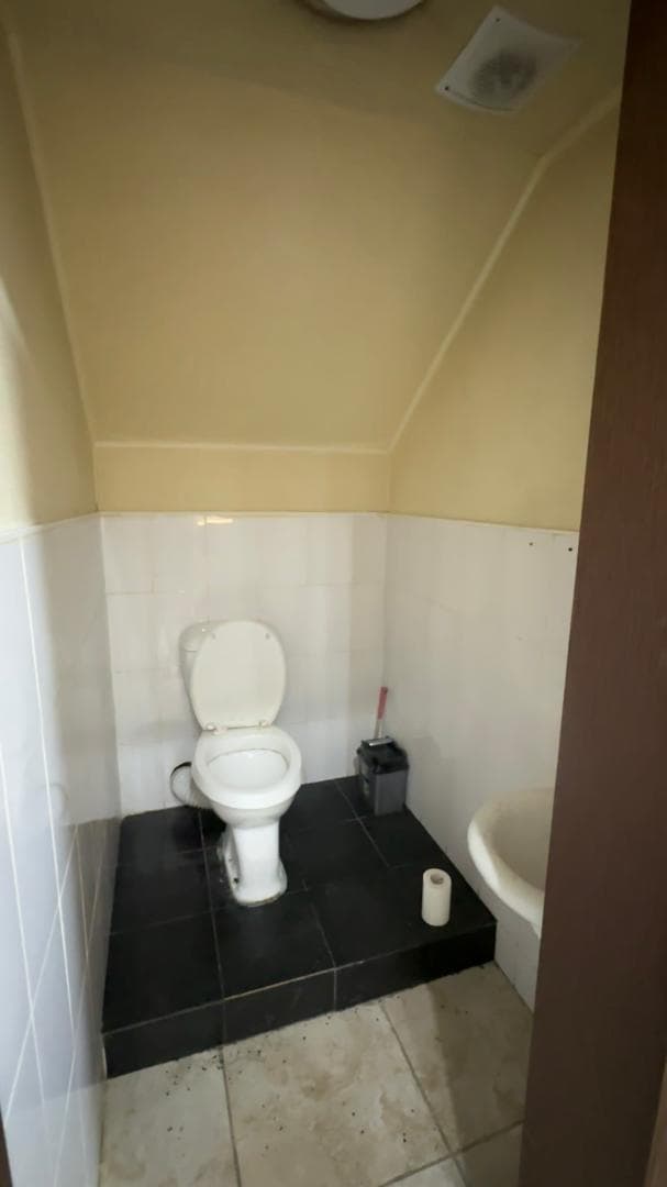 Готовый Бизнес, Коммерческая, 350 м2, этаж 2/2, Сост: Хорошее - фото 4