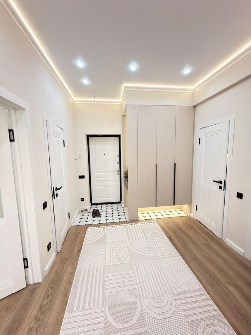 Элитка, 3 ком, 82 м2, этаж 9/14, ж/к Кап Строй Сити (Capstroy City), Сост: Евроремонт - фото 11