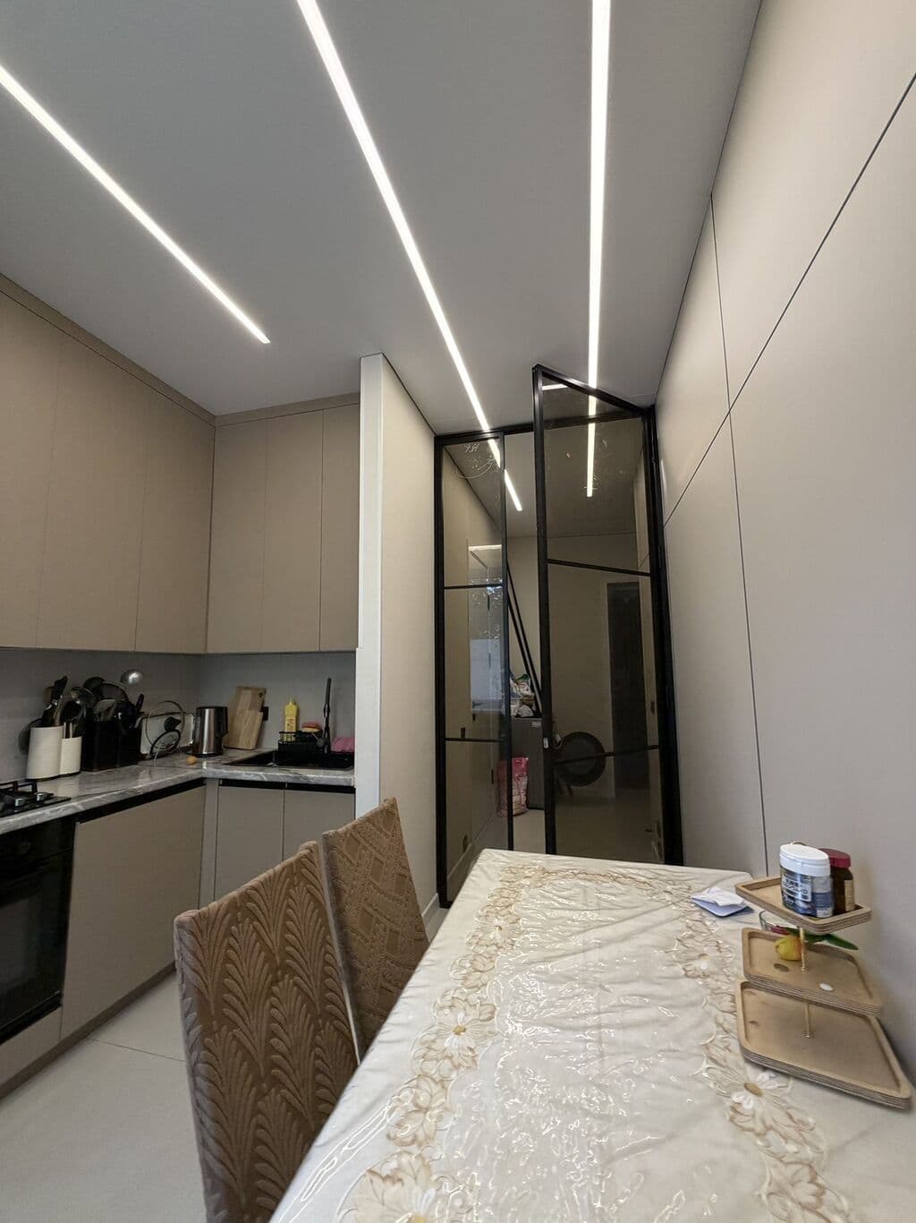 3 ком, Сталинка, 90 м2, этаж 1/3, Сост: Евроремонт - фото 4