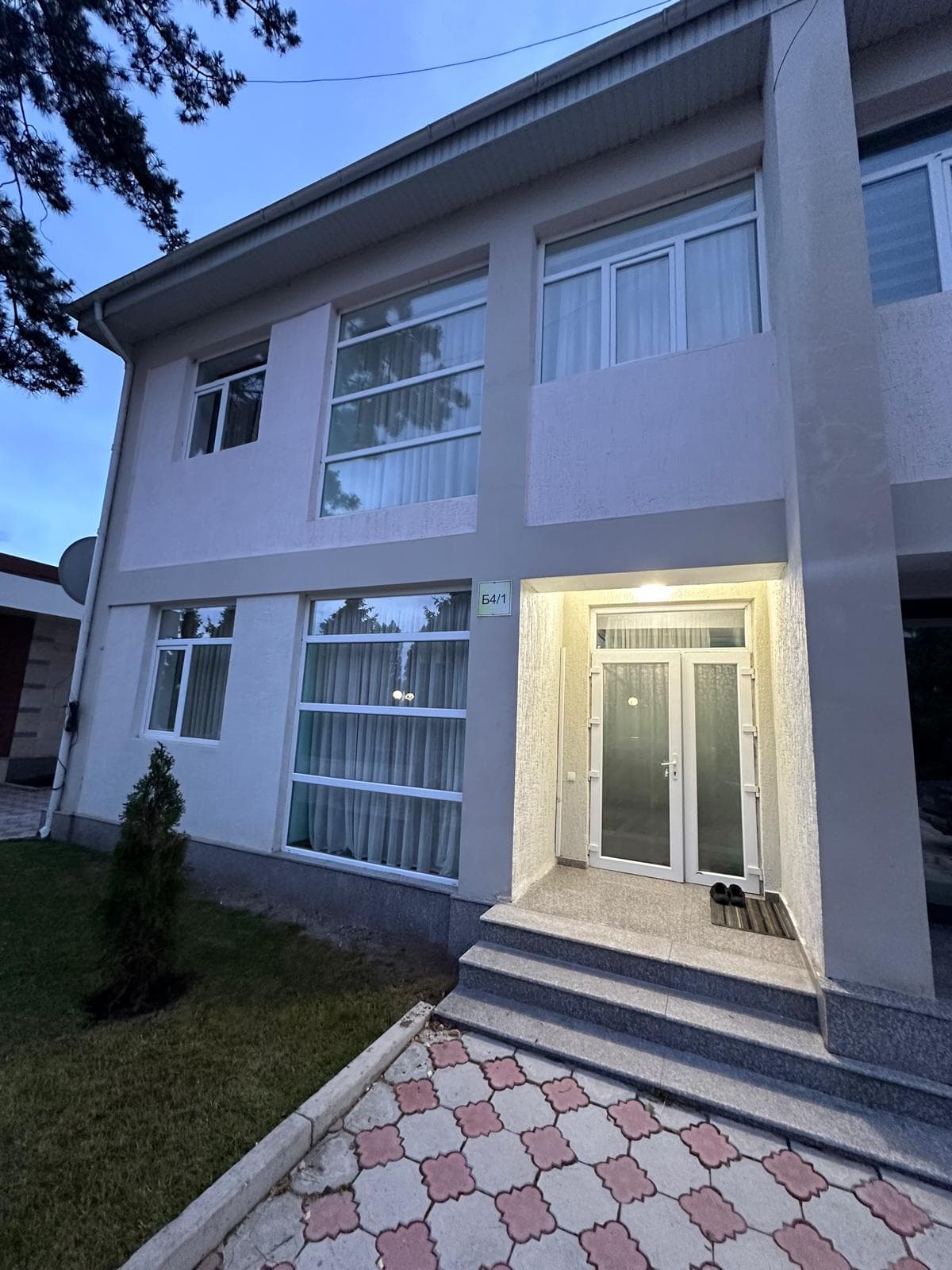 Property 100734 - Image 2