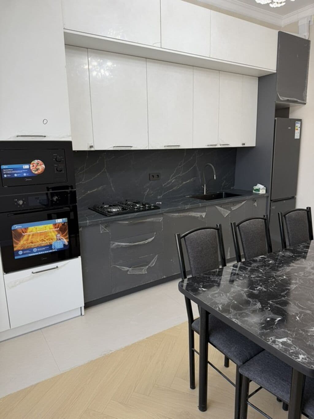 Элитка, 2 ком, 81 м2, этаж 16/16, ж/к BROOKLYN, Сост: Евроремонт - фото 3