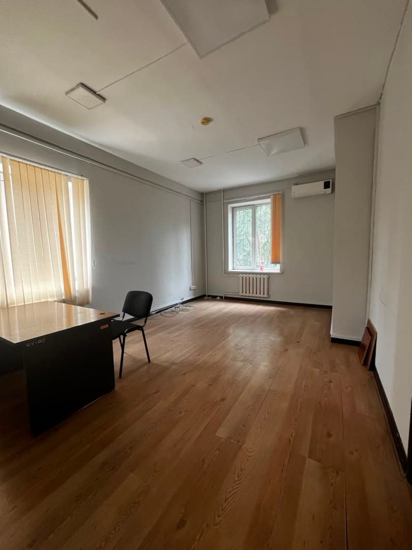 Офис, Коммерческая, 700 м2, этаж 6/6, Сост: Хорошее - фото 11