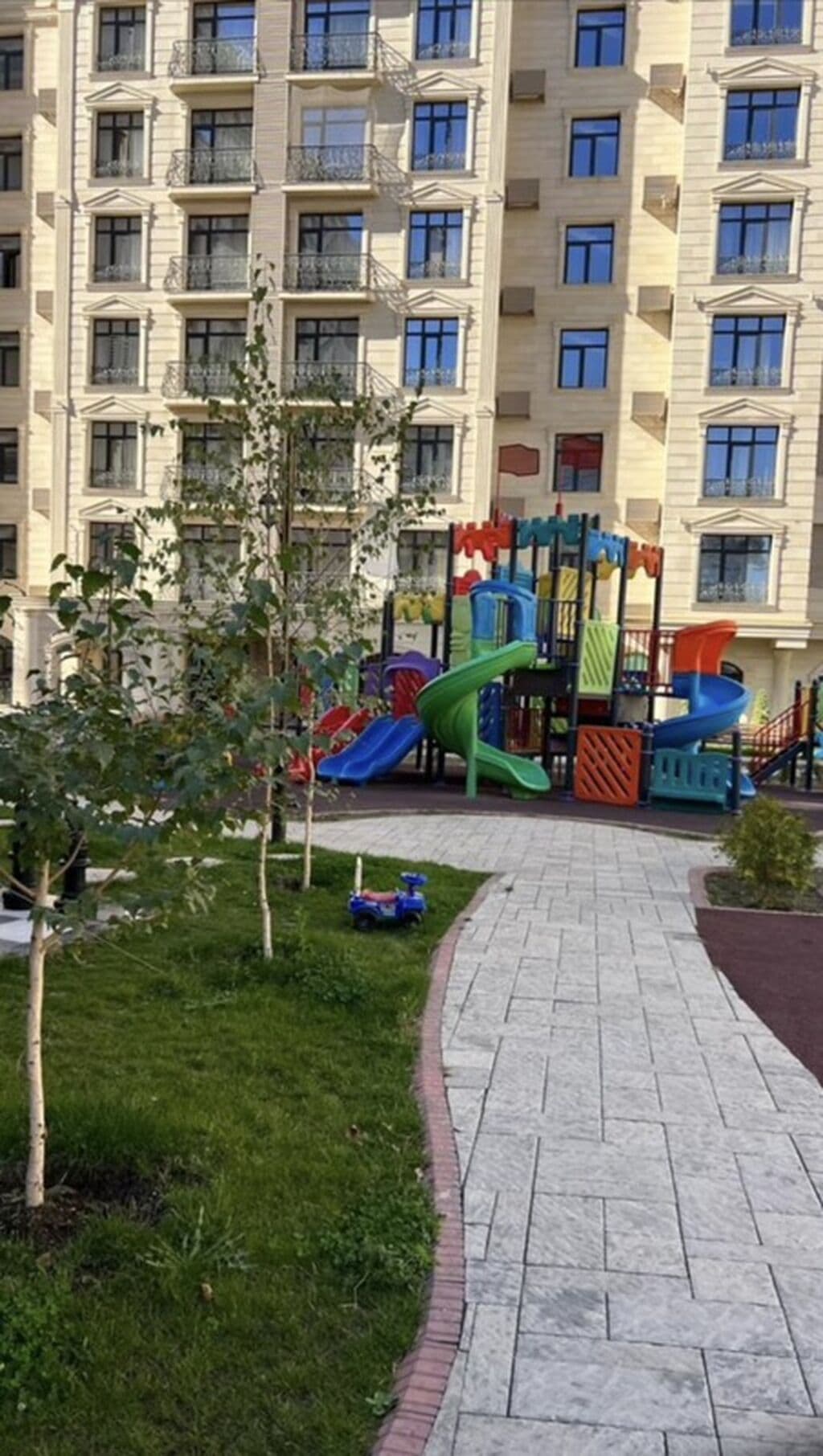 Элитка, 3 ком, 129 м2, этаж 6/8, ж/к Итальянский квартал (Italyanski Kvartal), Сост: Евроремонт - фото 1