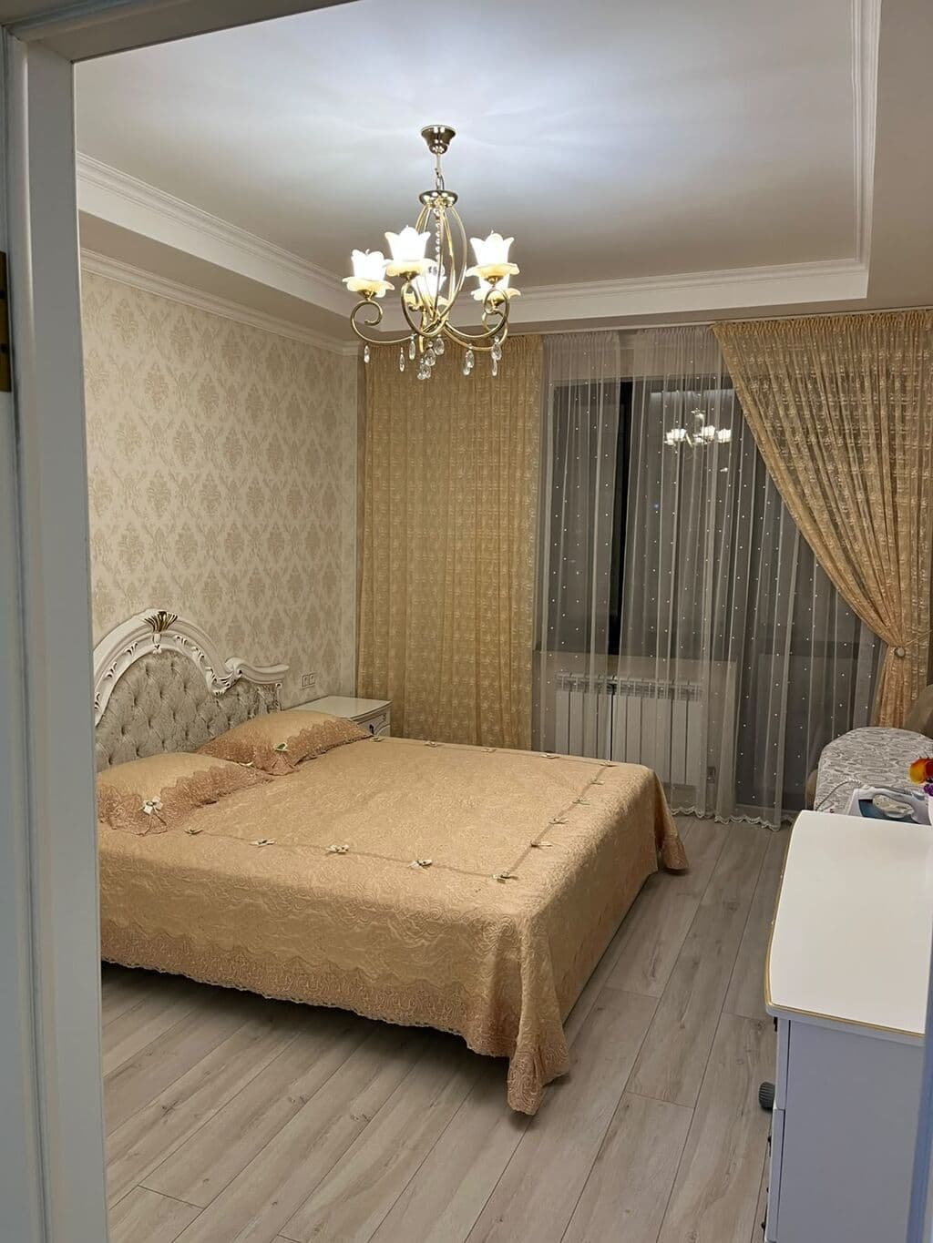 Элитка, 2 ком, 63 м2, этаж 12/14, ж/к Гранд Виктория (Grand Victoria), Сост: Евроремонт