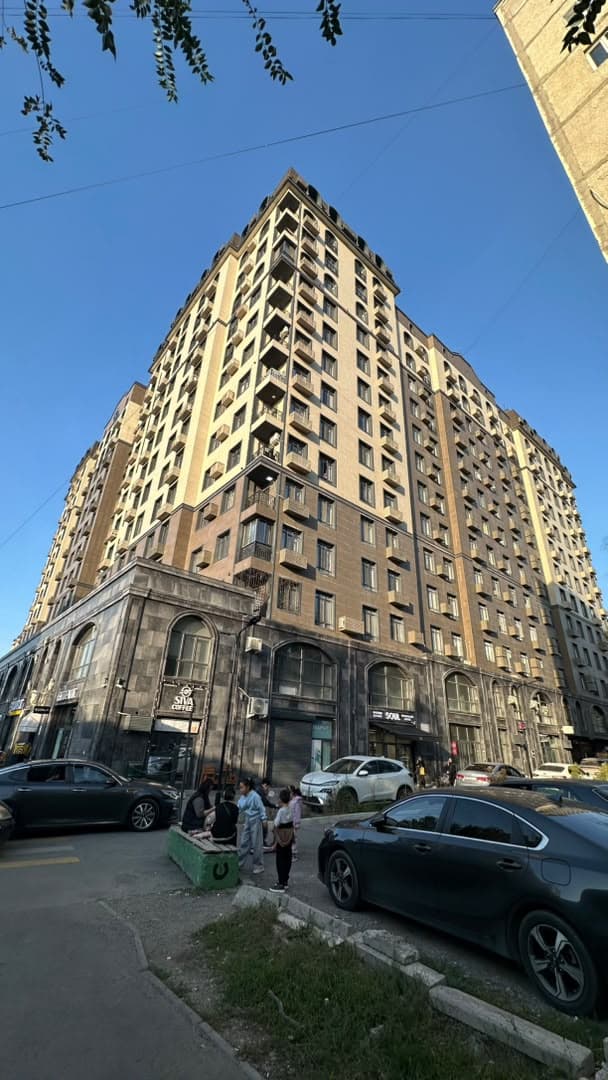 Элитка, 2 ком, 49.5 м2, этаж 9/15, ж/к Континенталь (Continental), Сост: Евроремонт - фото 1