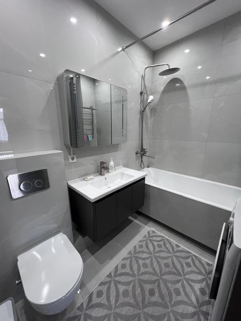 Элитка, 3 ком, 100 м2, этаж 11/13, ж/к Верона Резиденс, Сост: Евроремонт - фото 15