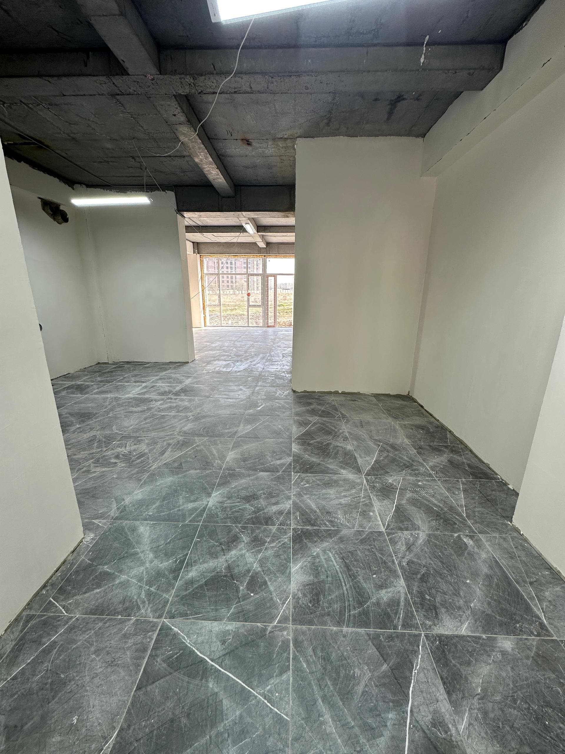 Магазин, Коммерческая, 76 м2, этаж 1/10, Сост: Среднее - фото 4
