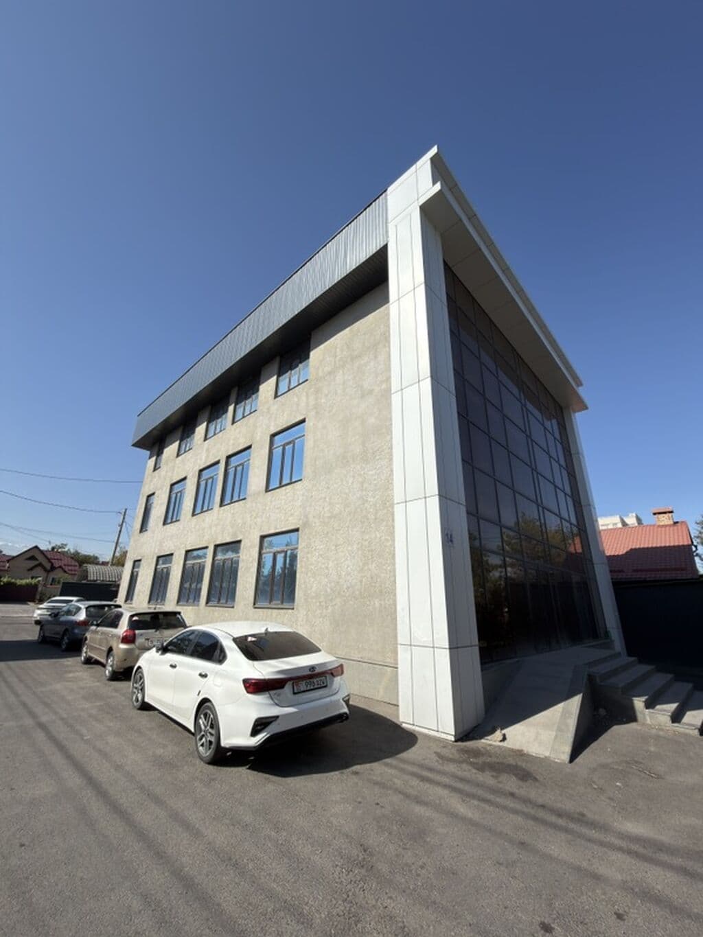 Офис, Коммерческая, 720 м2, этаж 3/3, Сост: Хорошее - фото 3