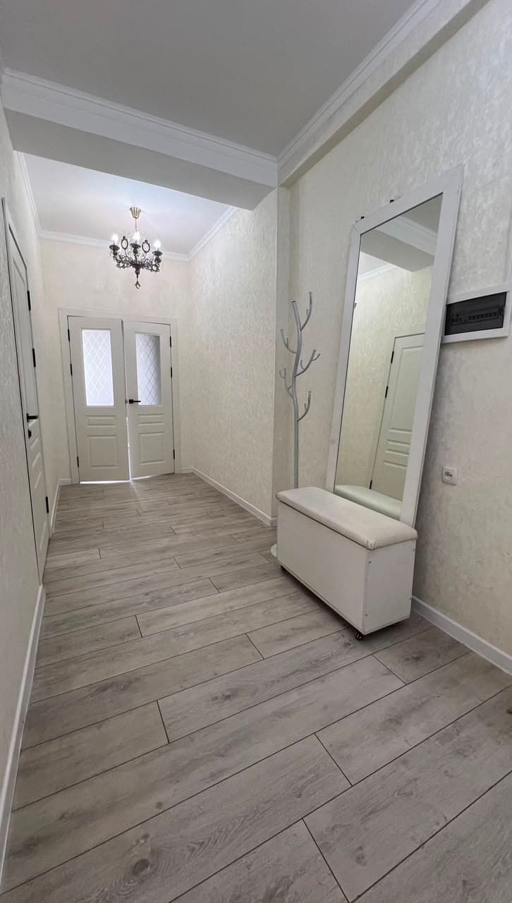Элитка, 2 ком, 75 м2, этаж 2/3, Сост: Хорошее - фото 2