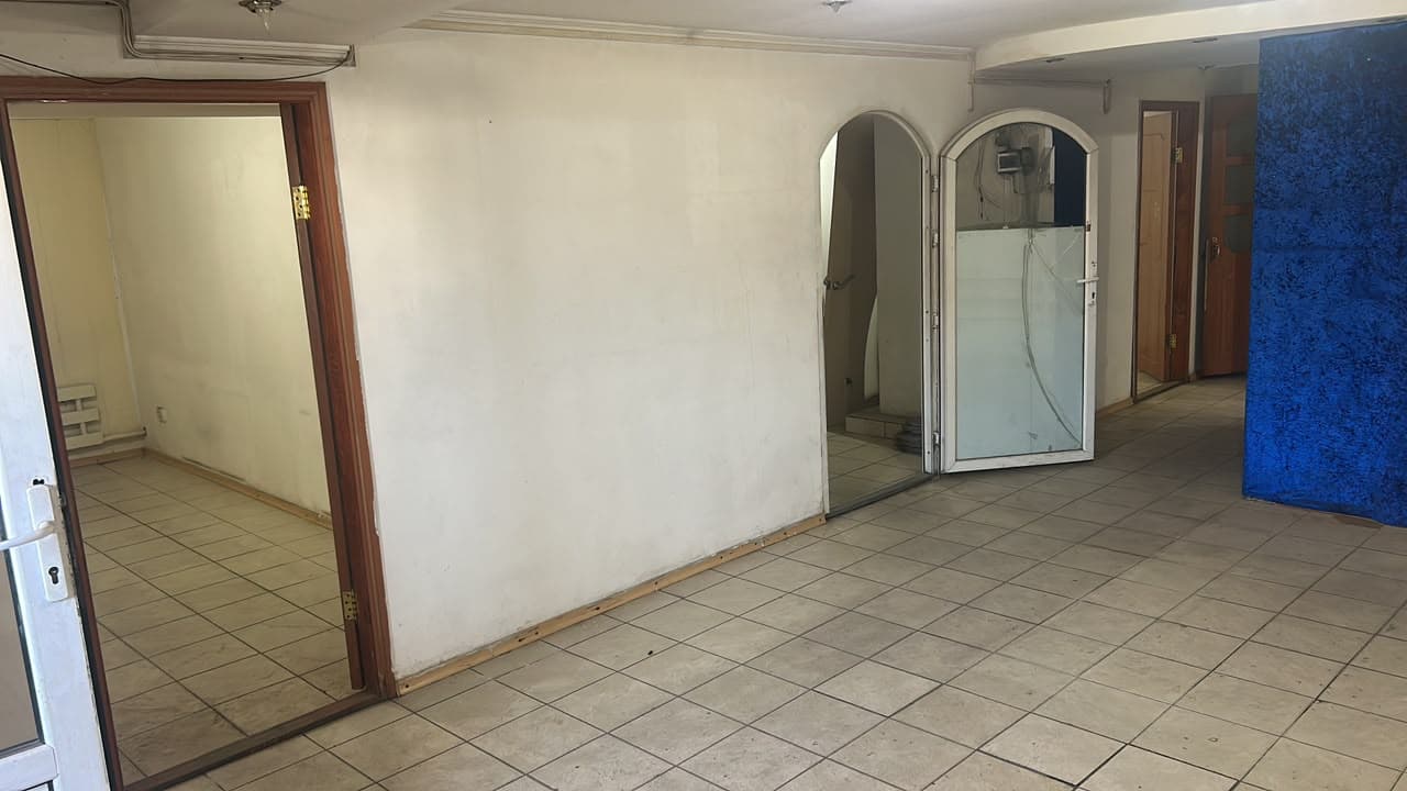 Магазин, Коммерческая, 568 м2, этаж 1/2, Сост: Хорошее - фото 17