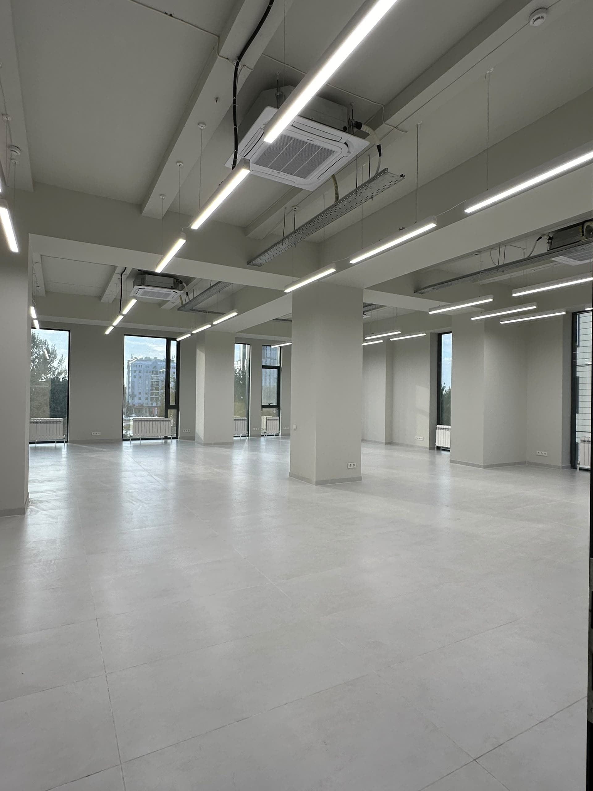Офис, Коммерческая, 220 м2, этаж 3/14, Сост: Евроремонт