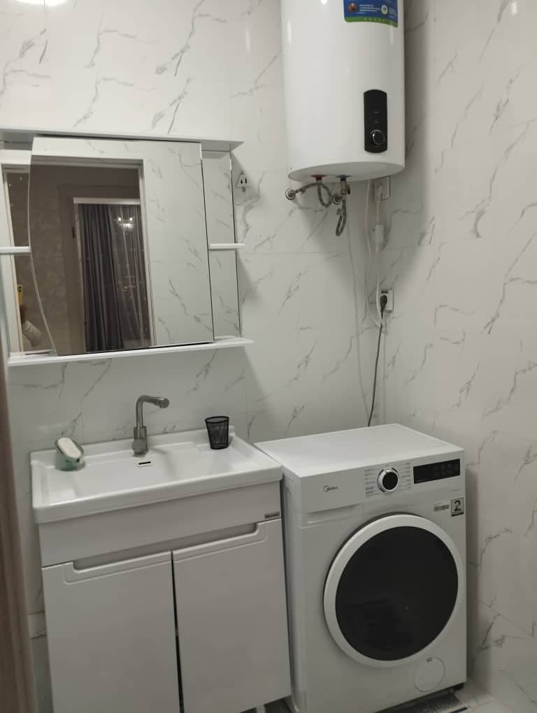 Элитка, 70 м2, этаж 3/14, ж/к ДеЛюкс (DELUXE), Сост: Евроремонт - фото 11