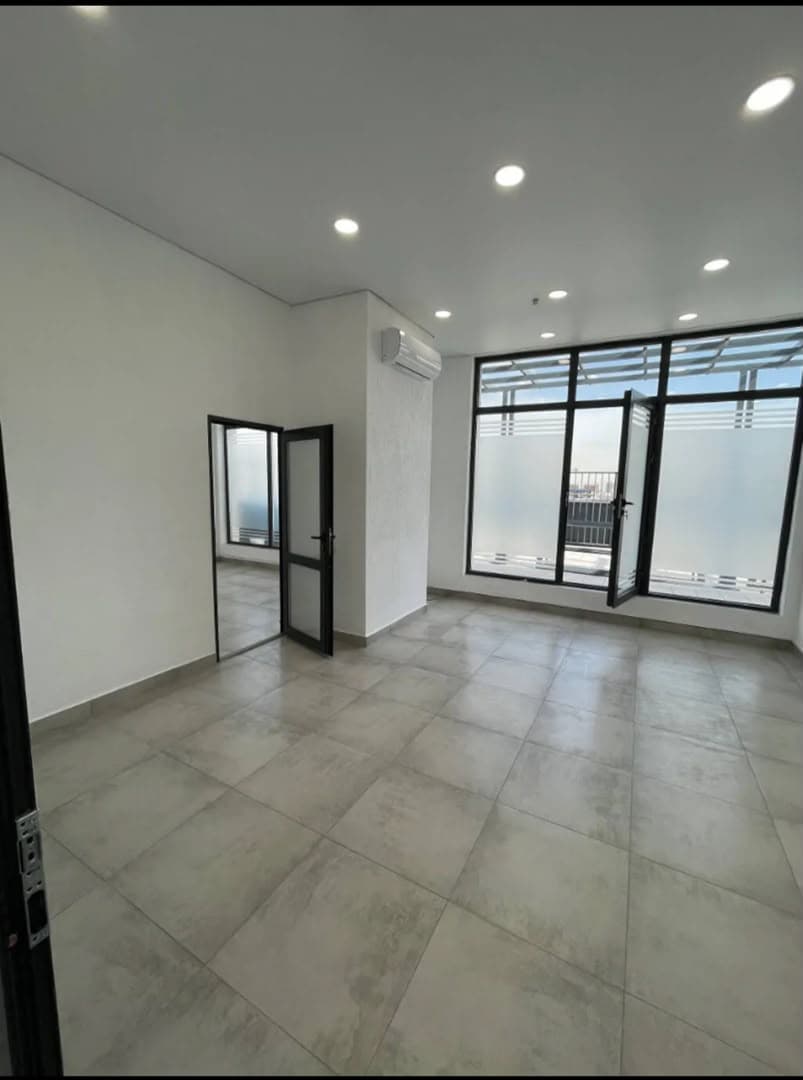 Офис, Коммерческая, 114 м2, этаж 15/15, Сост: Евроремонт - фото 3