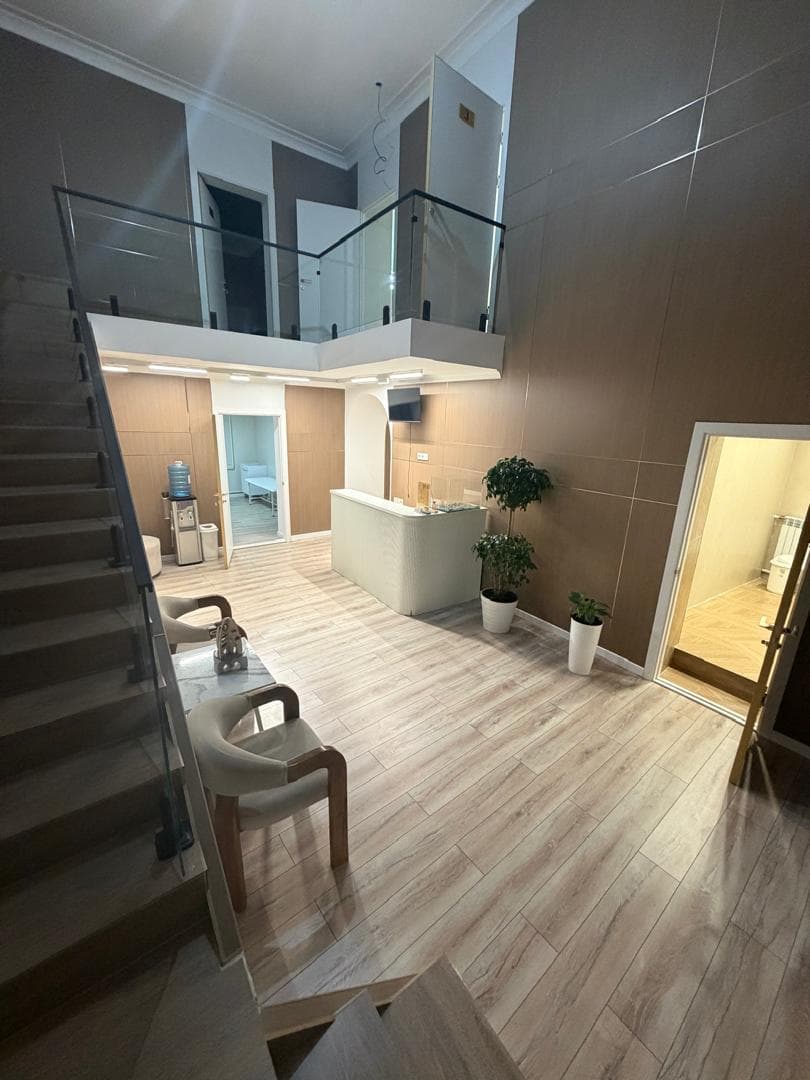 Офис, Коммерческая, 150 м2, этаж 1/2, Сост: Евроремонт - фото 8