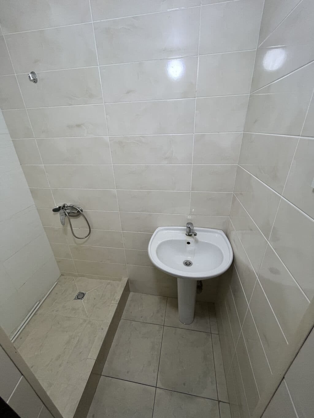 Коммерческая, 68 м2, этаж 1/2, Сост: Среднее - фото 7