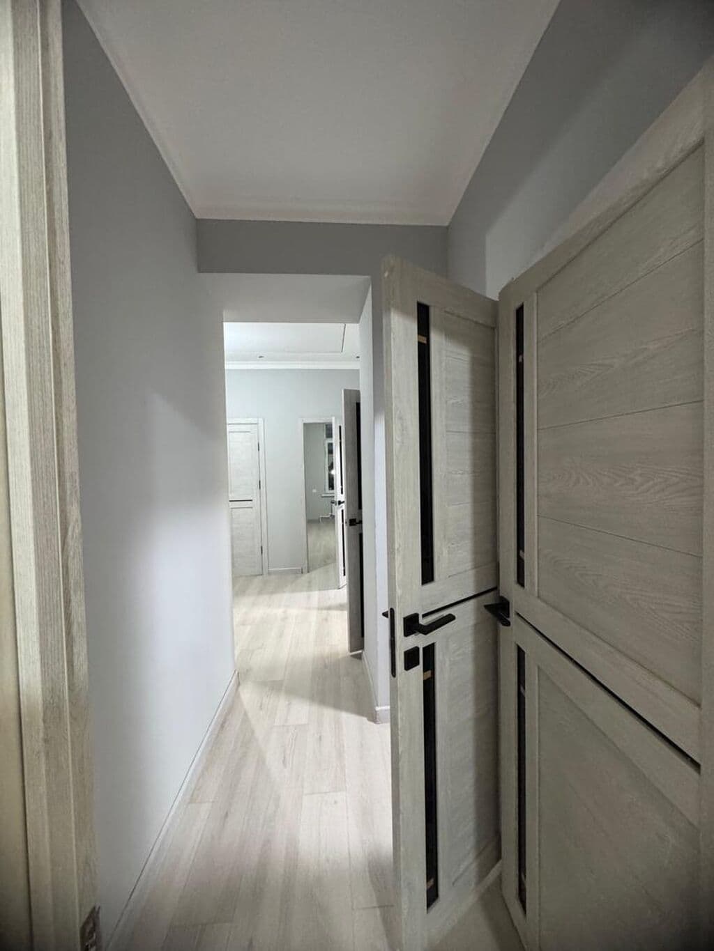 Элитка, 80 м2, этаж 4/12, ж/к Вегас (Vegas), Сост: Евроремонт - фото 7