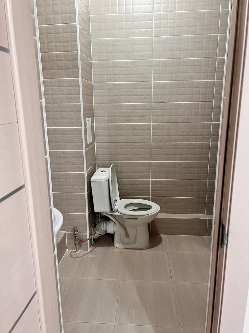 Элитка, 70 м2, этаж 9/12, ж/к БЕРЕКЕ, Сост: Евроремонт - фото 1