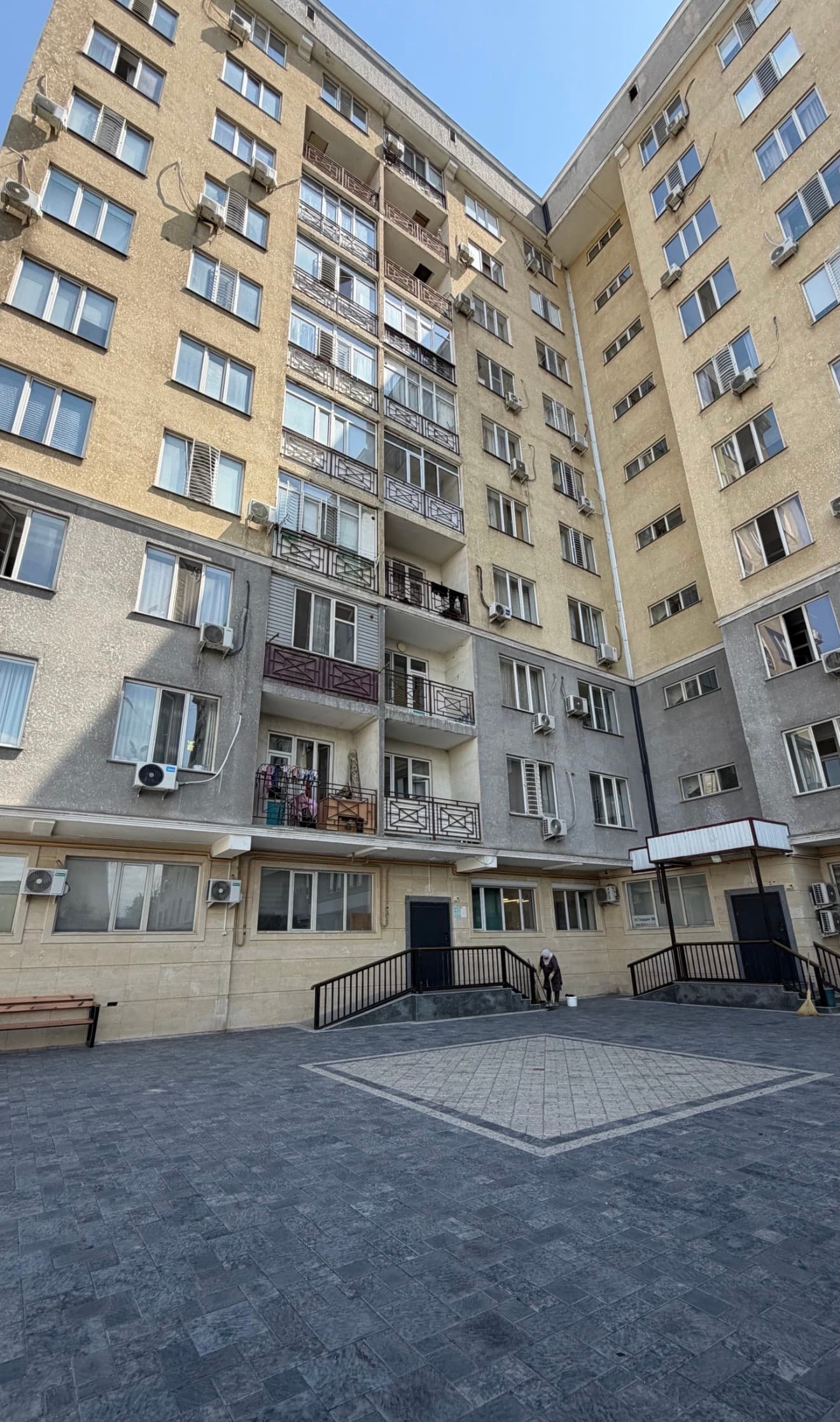 Элитка, 2 ком, 43 м2, этаж 7/12, ж/к Анфилада (Anfilada), Сост: Хорошее