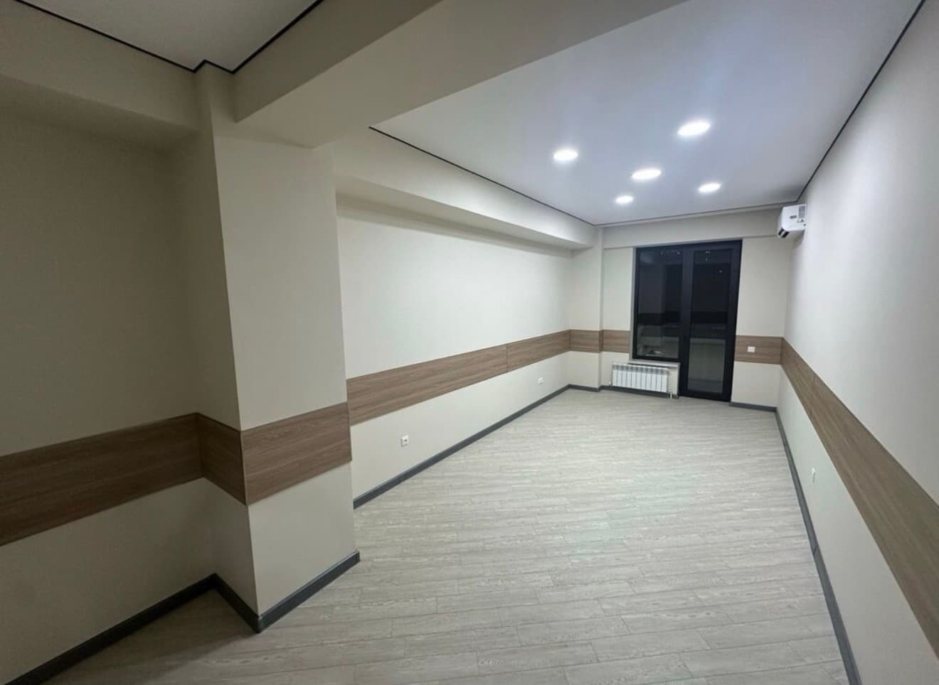 Офис, Коммерческая, 108 м2, этаж 3/13, Сост: Евроремонт - фото 2