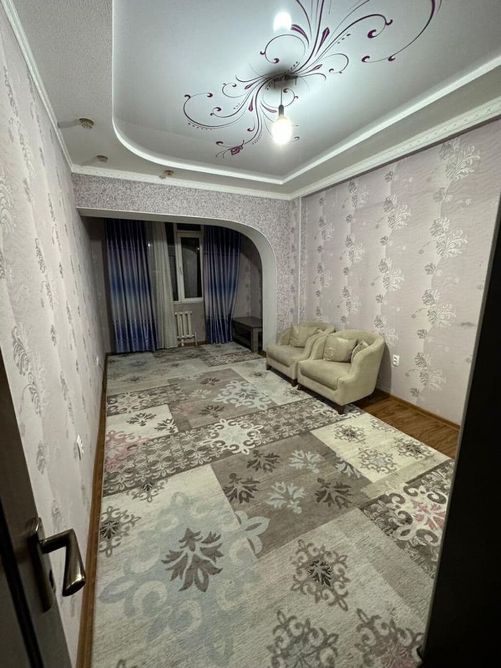 Элитка, 2 ком, 68 м2, этаж 3/9, ж/к ЖД ул. Ахунбаева, Сост: Среднее - фото 3