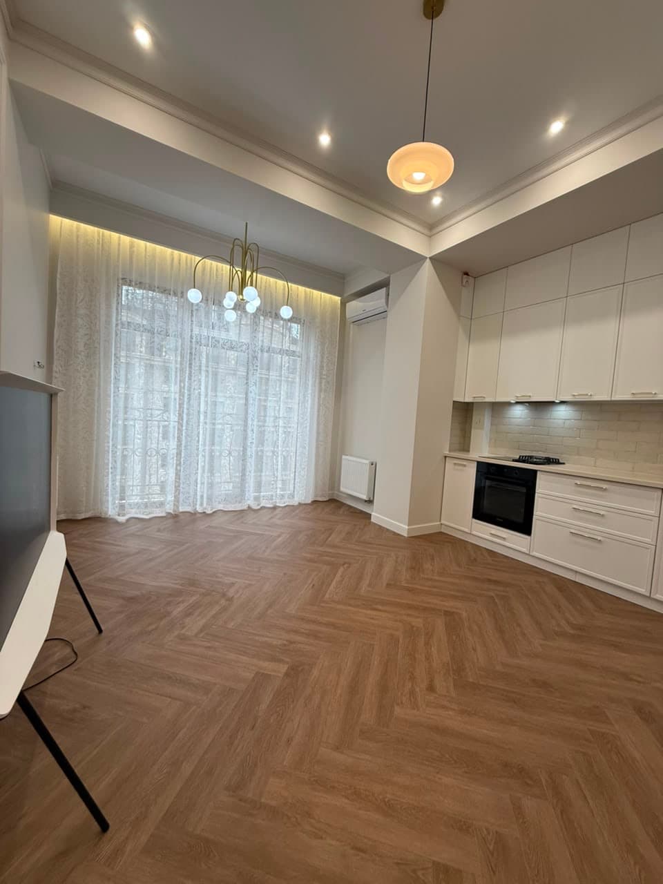 Элитка, 2 ком, 80 м2, этаж 6/8, ж/к Французкий квартал (Francuzski Kvartal), Сост: Евроремонт - фото 8
