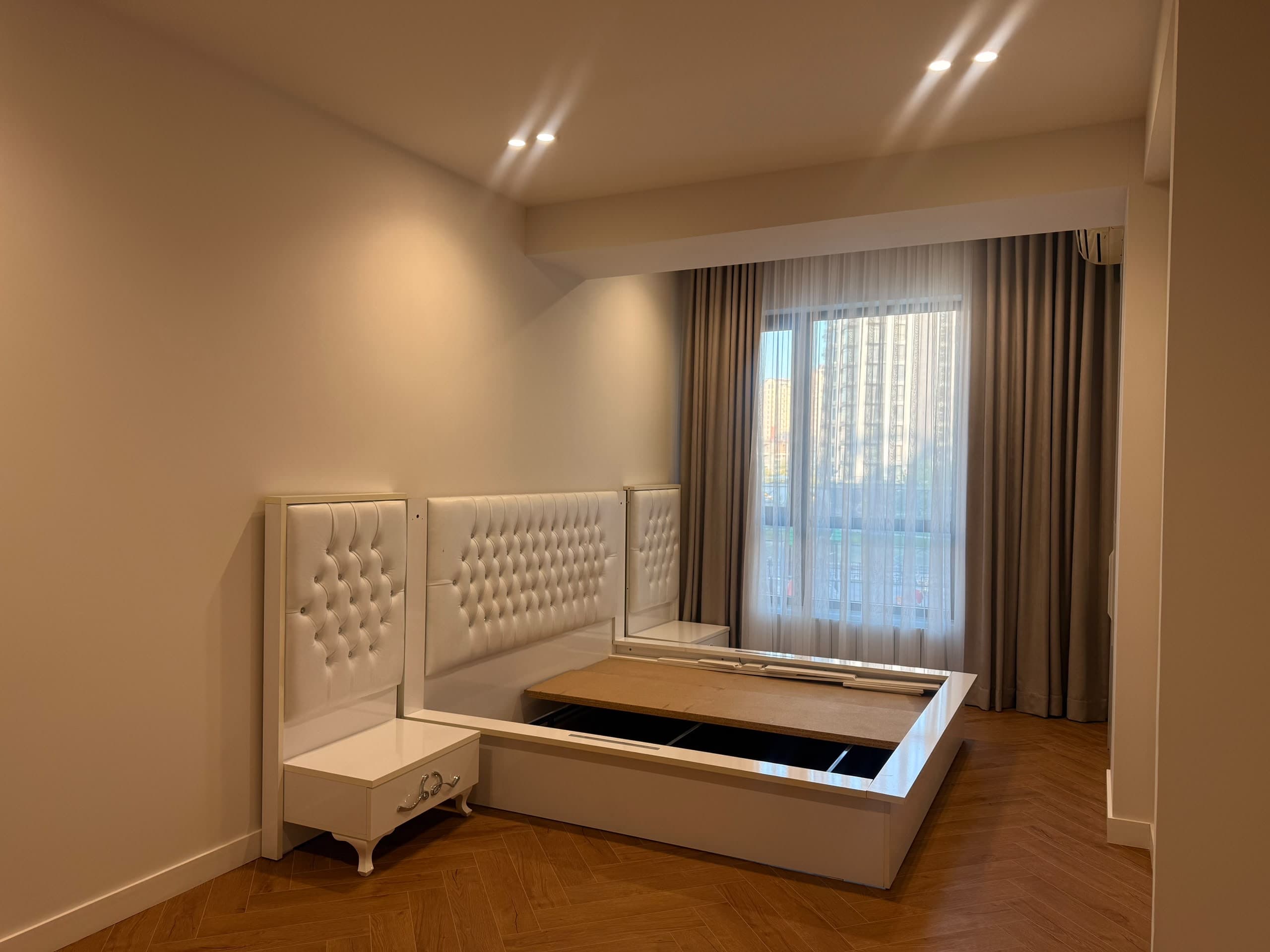 Элитка, 2 ком, 59 м2, этаж 2/12, ж/к Кап Строй Сити (Capstroy City), Сост: Евроремонт - фото 9