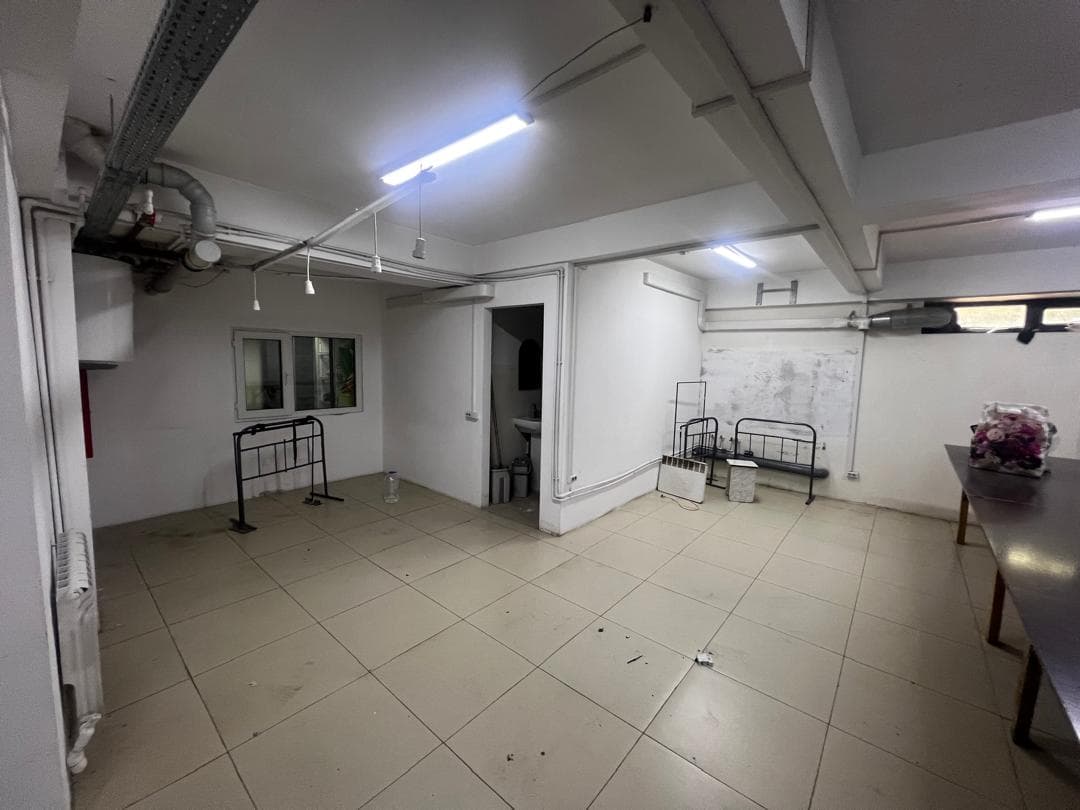 Подвальное помещение, Коммерческая, 110 м2, этаж 0/12, Сост: Хорошее - фото 4