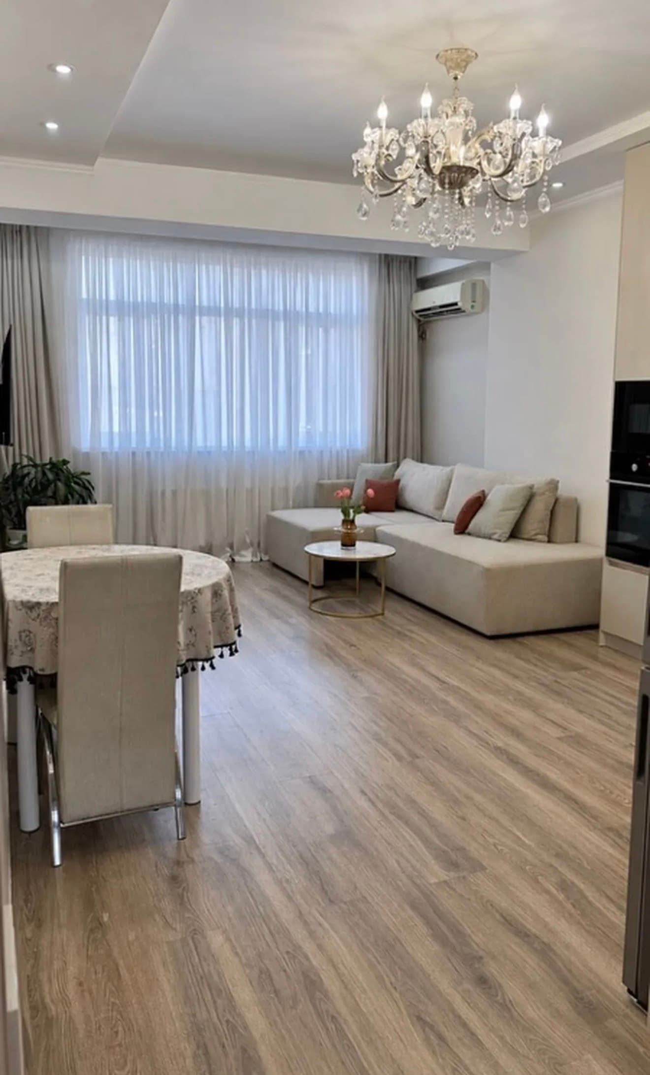 Элитка, 80 м2, этаж 9/10, ж/к Дианур, Сост: Евроремонт - фото 1