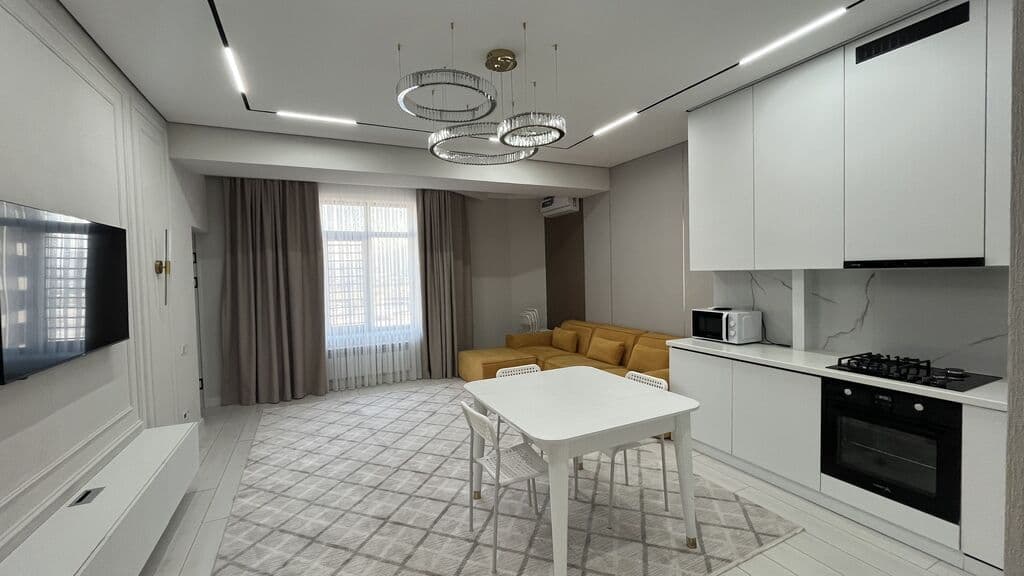 Элитка, 3 ком, 70 м2, этаж 12/16, ж/к Агат (Agat), Сост: Евроремонт
