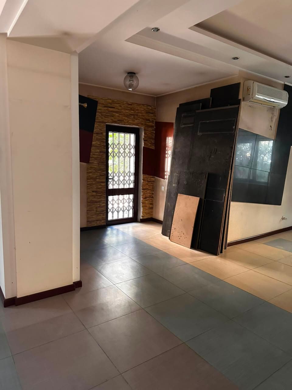 Property 101598 - Image 5